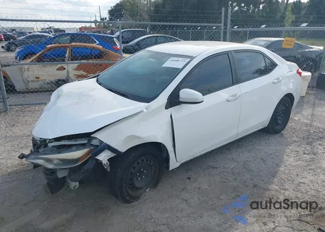 2015 Toyota Corolla Le z USA, uszkodzony, nr VIN 2T1BURHE5FC465812